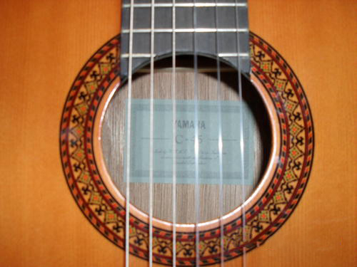 ارسال گیتار کلاسیک یاماها مدل C45