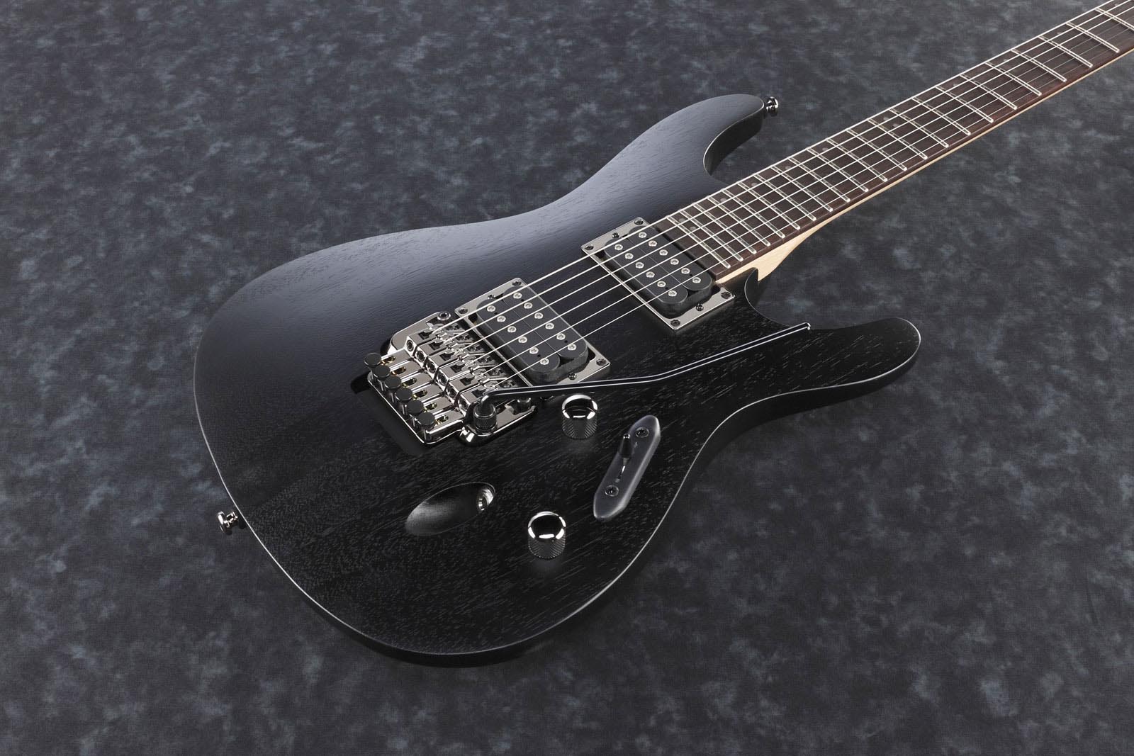 32 ارسال گیتار الکتریک آیبانز مدل S520-WK